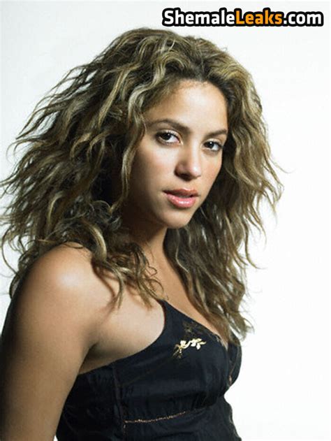 shakira nue|Shakira – Nude and naked pics